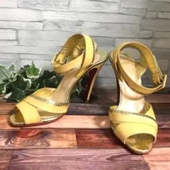 クリスチャンルブタン エナメルアンクルストラップサンダル D44