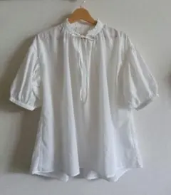 ITEMS URBAN RESEARCH ネックフリル　半袖ブラウス アイテムズ