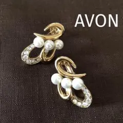 AVON コスチュームジュエリー　ゴールドカラー　フェイクパール　イヤリング