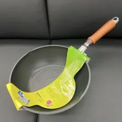 ★新品送料込★北陸アルミ日本製アルミキャスト製深型フライパン22cmプラチナ加工のサムネイル