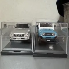 メルセデスベンツ1/43 Gクラス ミニカー白ブルー青2台セット
