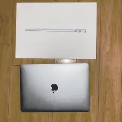 【注意】Apple MacBook 13 2020年　シルバー256GB