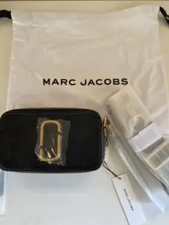 Marc Jacobs ショルダーバック ブラック ショルダーストラップ付き