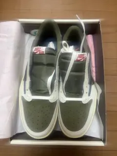【美品】TravisScott × NikeAirJordan1リバースオリーブ