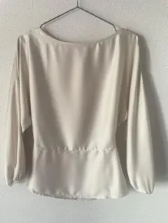 H&M バルーンスリーブ ブラウス　ベージュ