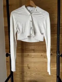 COS アイボリークロップドカーディガン