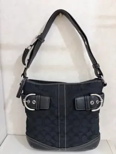 コーチ黒のキャンバスレザーショルダーバッグ