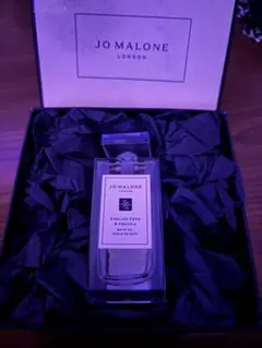JO MALONE ENGLISH PEAR & FREESIA