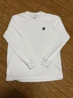 THE NORTH FACE 長袖Tシャツ ホワイトのサムネイル