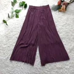 【ユニクロ】【М】ユニクロガウチョパンツ　プリーツ　オフィスカジュアル