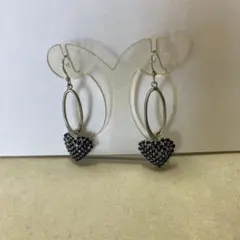 ハート型ビーズ フック式ピアス