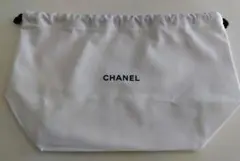 CHANEL ホワイト ポーチ　巾着
