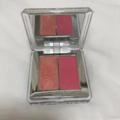 ジルスチュアート ブレンドブラッシュブロッサム