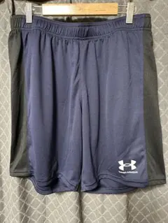 アンダーアーマー　メンズ　海外サイズ　L　ハーフパンツ　ネイビー　美品
