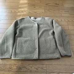 カーキ アウター