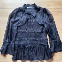 スナイデル　デコルテオープンブラウス