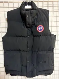 【正規品・人気・美品】フリースタイル ダウン ベスト カナダグース 黒 S