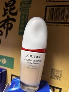 資生堂 エッセンススキングロウファンデーション 240