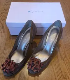 DIANA ブラウン フラワー装飾 パンプス