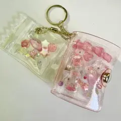 匿名発送　キーホルダー付きミニシール帳　完成品