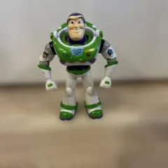 バズ・ライトイヤー アクションフィギュア