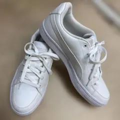 PUMA スニーカー ホワイト