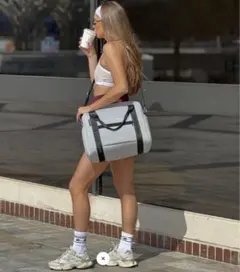 Item thumbnail for item 9209a24b-80a1-4f74-b7b1-01c01a3f8c87