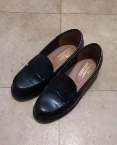 美品　HARVAR ブラック ローファー 24.5cm