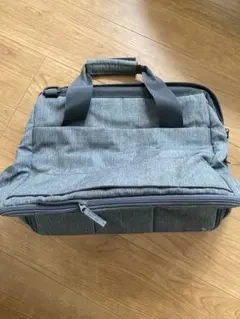 【美品】グレー 旅行用バッグ ショルダーストラップ付
