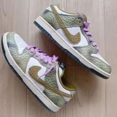 NIKE SB DUNK LOW PRO QS × Alexis Sablone