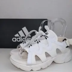 アディダス　adidas　サンダルのサムネイル