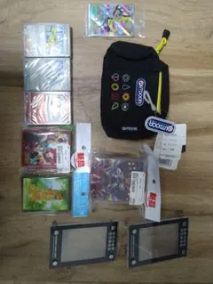 ポケモンカードセットとポーチのサムネイル