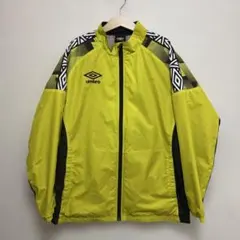 umbro ウィンドブレーカー