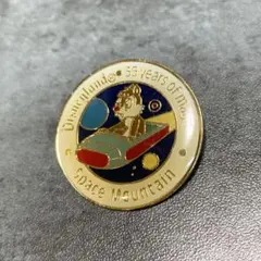 6/DLR*35周年ピンバッジ