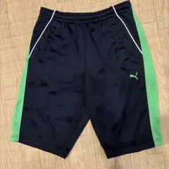 Puma ハーフパンツ ネイビー/グリーン　140