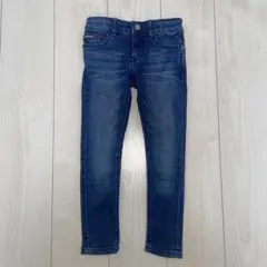 TOMMY トミーヒルフィガー　110 デニム　　ジーパン　長ズボンのサムネイル