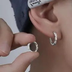 ピアス（1セット2個） シルバー 溶岩 フープピアス　シンプル　カジュアル