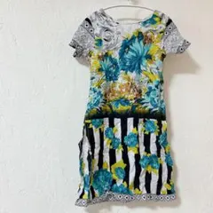 一点限り✨花柄ストライプ 半袖ひざ丈ワンピース 花柄 ガラガラ　可愛い