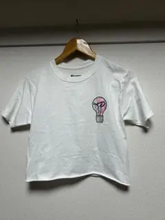Champion クロップド Tシャツ ホワイト 電球プリント