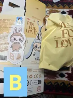 LABUBU PIN FOR LABUBU ラブブ　ぬいぐるみ　キーホルダー　B