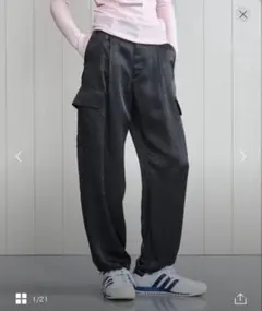 H BEAUTY & YOUTH＜H＞アセテートサテンミリタリーパンツ