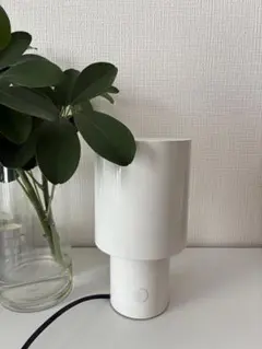 SPETSBOJ テーブルランプ 調光可能 ホワイト 22 cm ［電球付き］