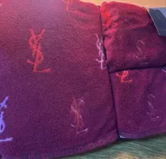 新品未使用　イヴサンローランタオルセット　バスタオル　フェイスタオル　ボルドー♡