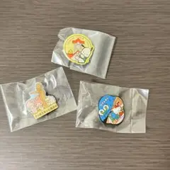 北海道　サンリオ　ピンズ　ガチャガチャ