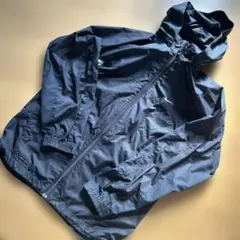 150サイズ⭐︎Nike 黒 ジャケット フード付き
