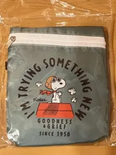 ⭐️新商品PEANUTSスヌーピー ★エコバッグ 折りたたみグリーン★ (•“●)