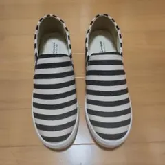 新品スニーカー　スリッポンスニーカー　L