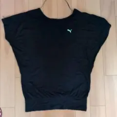 レディース　PUMA ブラック Vネック トレーニングシャツ