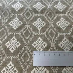 刺繍生地残布　縦60cm×横95cm