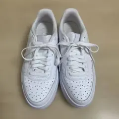 NIKE コートビジョン 24cm ホワイト スニーカー